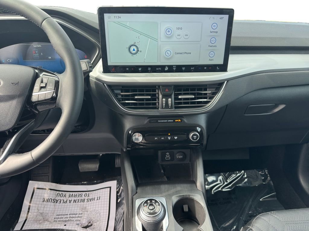 Certified 2024 Ford Escape Platinum w/ Premium Technology Package image 16