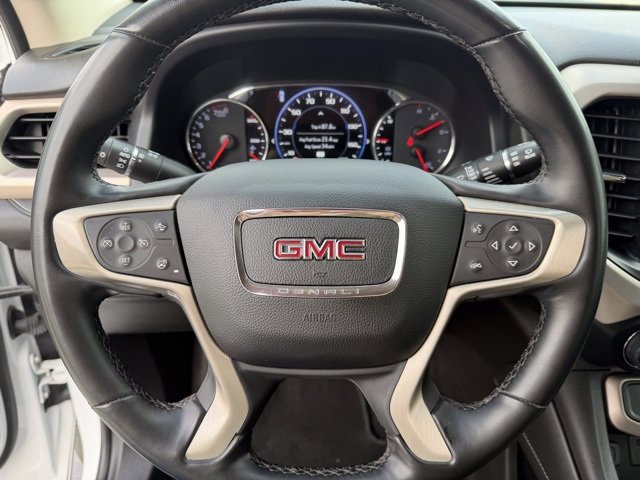 Used 2023 GMC Acadia Denali image 14