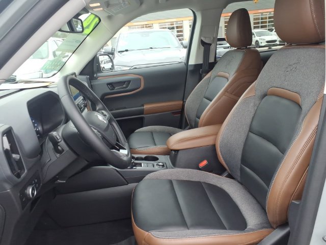 Certified 2024 Ford Bronco Sport Outer Banks w/ Tech Package AWD/4WD image 16