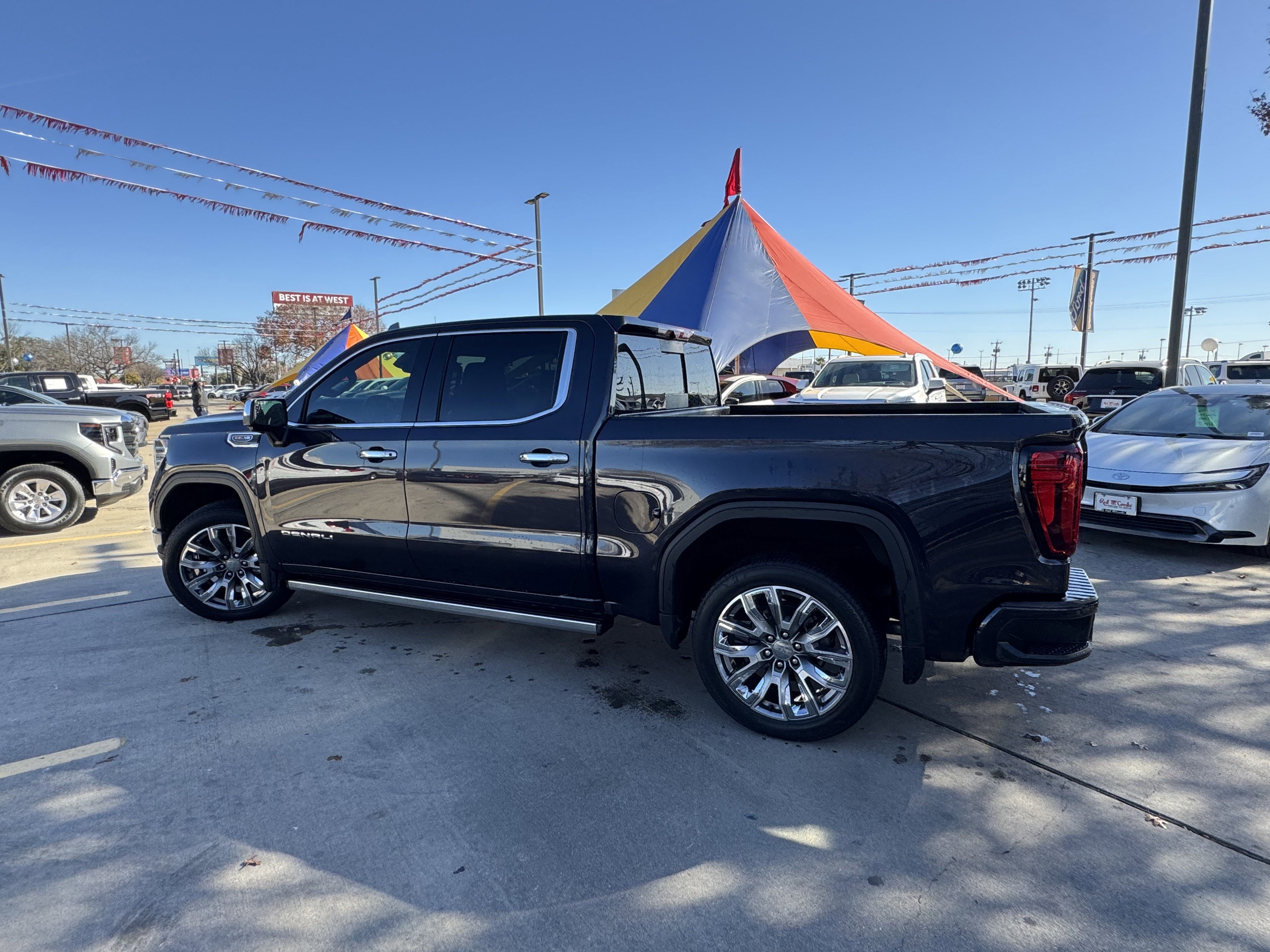 Used 2023 GMC Sierra 1500 Denali w/ Denali Reserve Package image 5