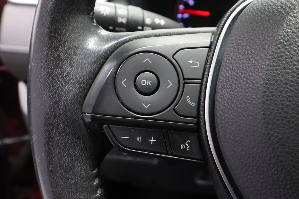 Used 2019 Toyota RAV4 XLE Premium w/ Cold Weather Package AWD/4WD image 28