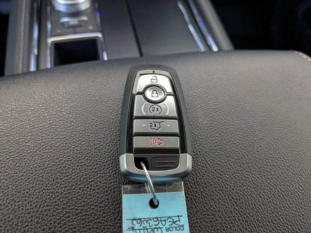 Certified 2023 Ford Expedition XLT image 34