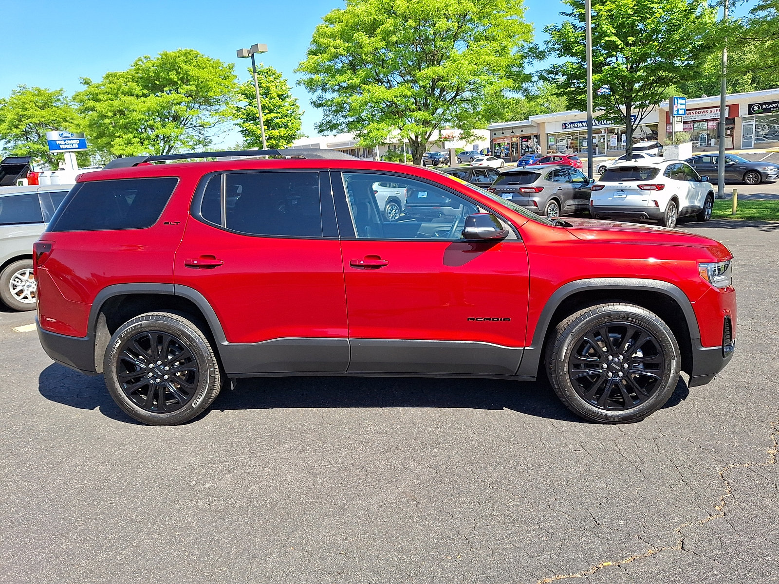 Used 2023 GMC Acadia SLT w/ Elevation Edition AWD/4WD image 7