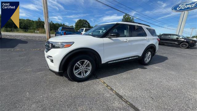 Certified 2022 Ford Explorer XLT w/ Equipment Group 202A image 1
