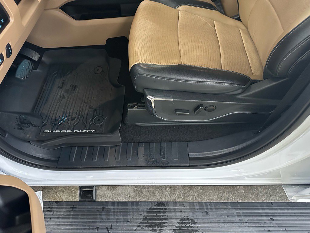 Certified 2024 Ford F250 Lariat w/ Chrome Package image 24