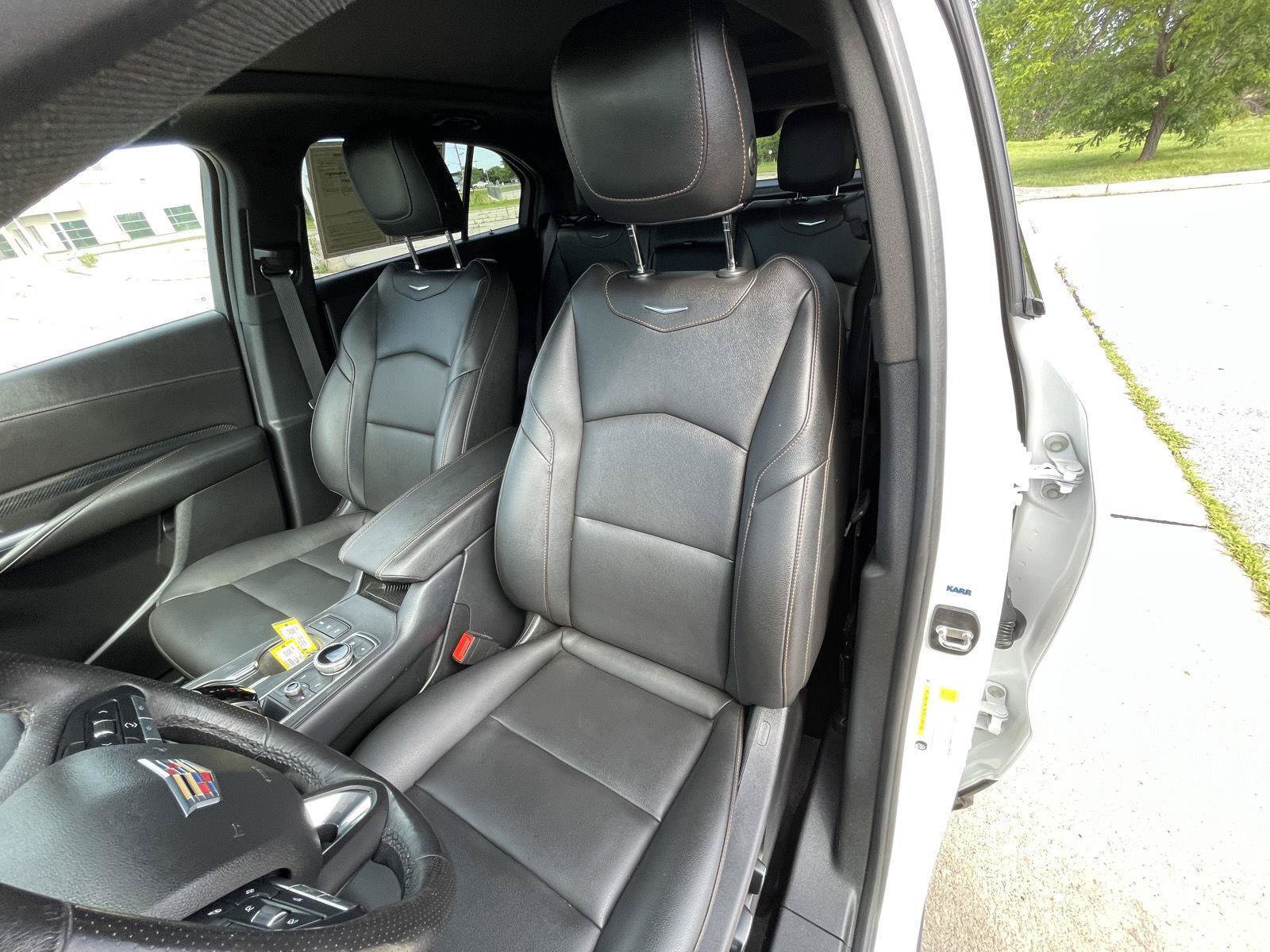 Used 2020 Cadillac XT4 Sport w/ Cold Weather Package AWD/4WD image 18