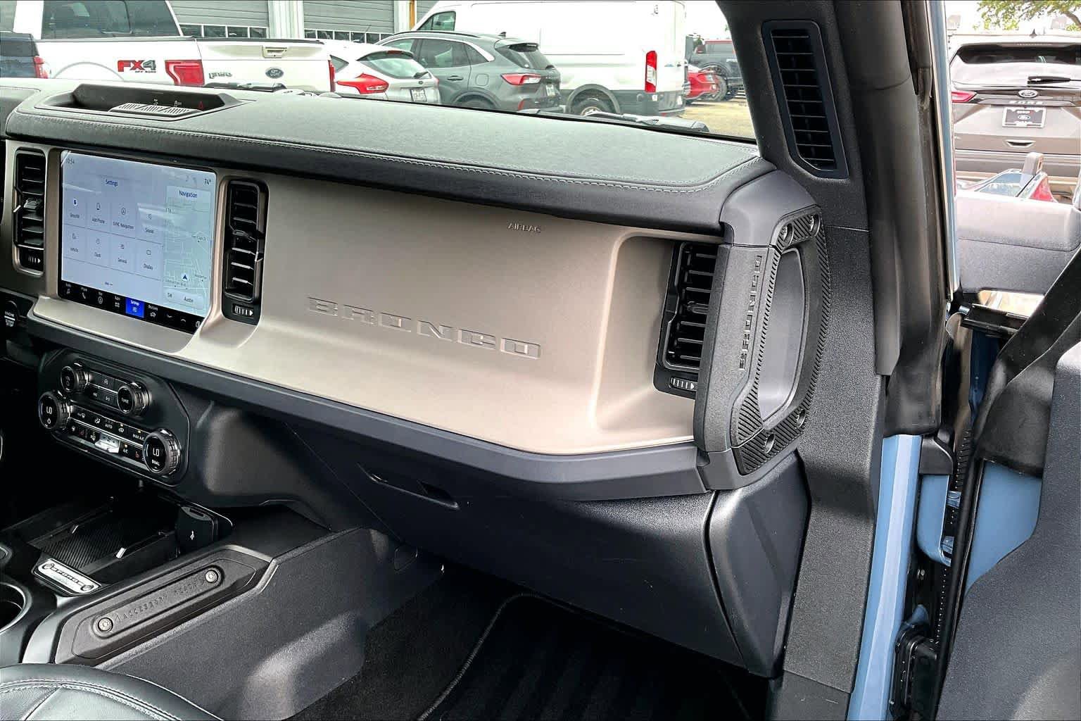 Certified 2025 Ford Bronco Outer Banks AWD/4WD image 19