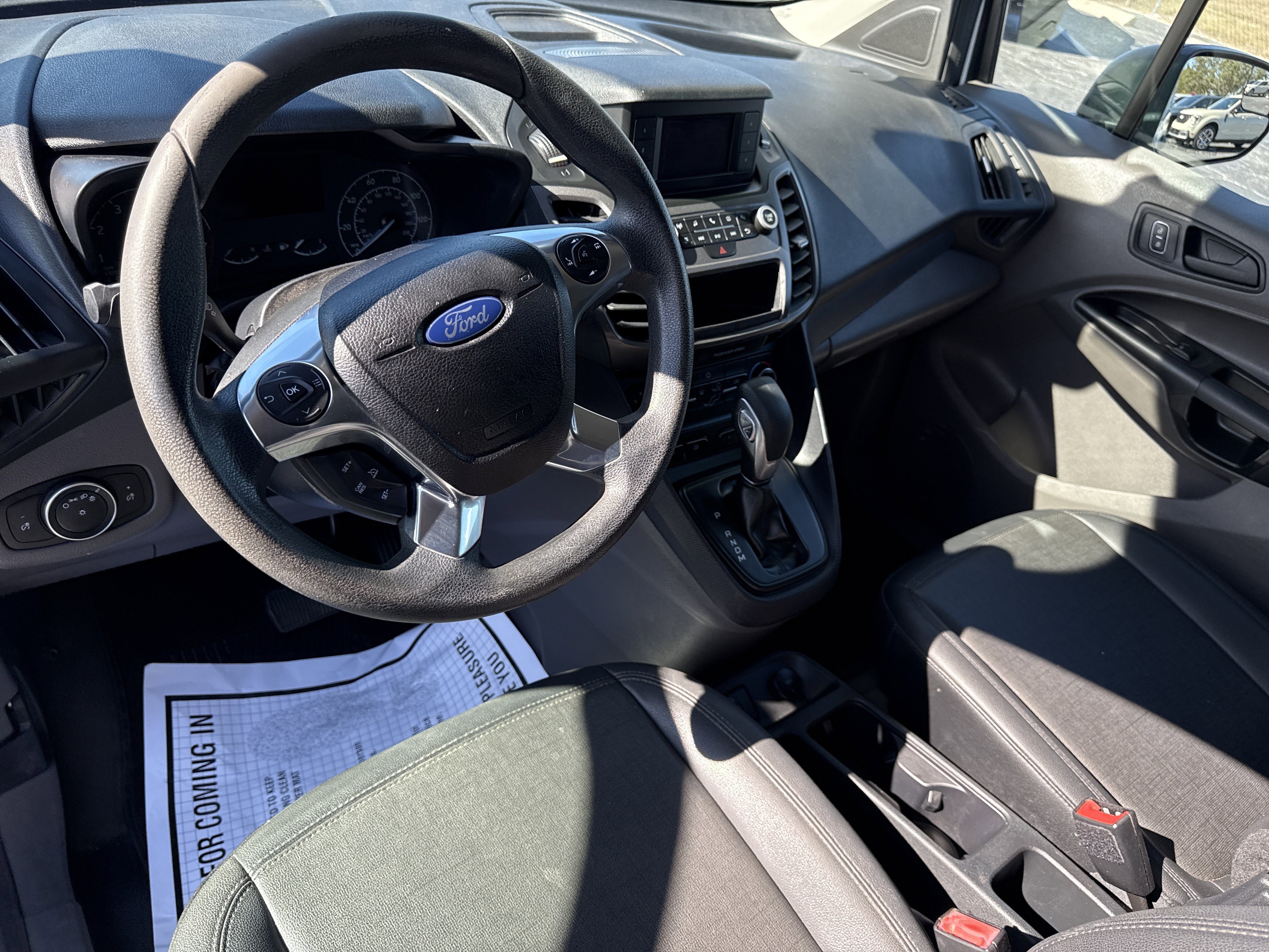 Certified 2020 Ford Transit Connect XL image 9