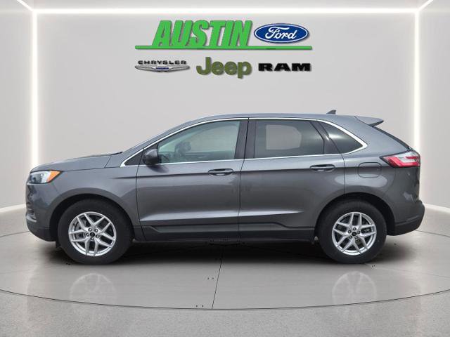 Certified 2024 Ford Edge SEL w/ Convenience Package AWD/4WD image 2