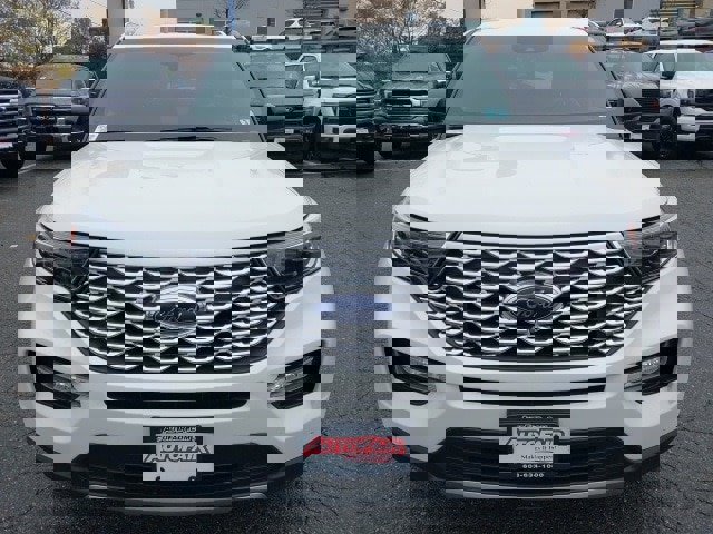 Certified 2021 Ford Explorer Platinum w/ Equipment Group 601A image 3