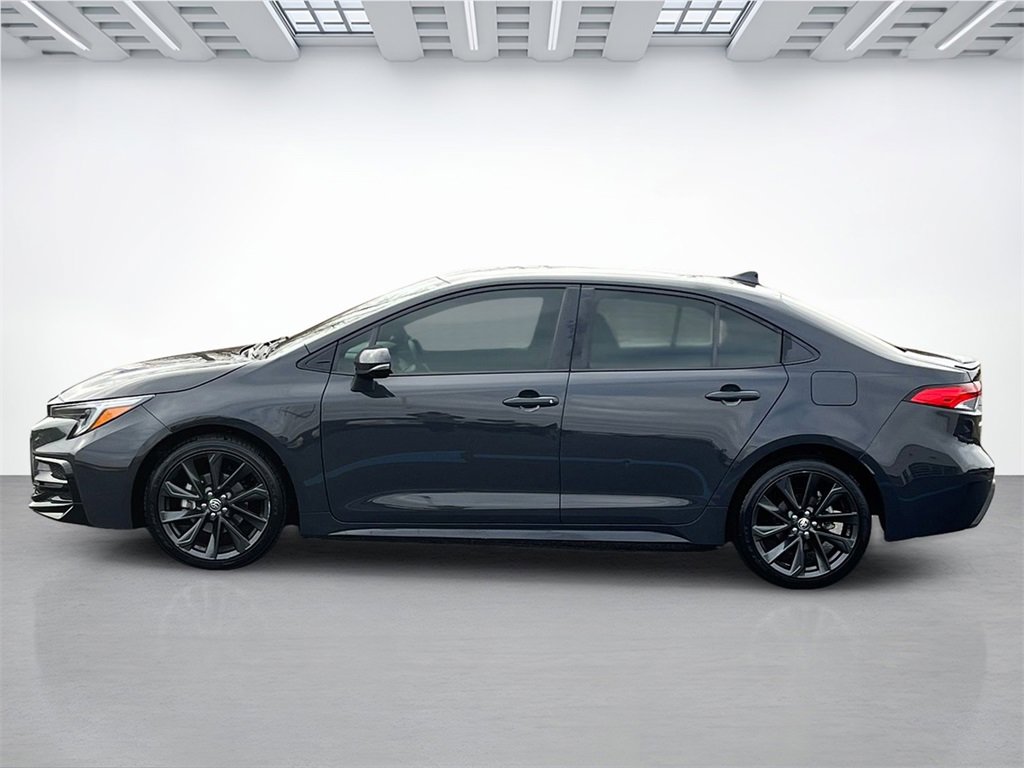 Used 2024 Toyota Corolla SE image 6