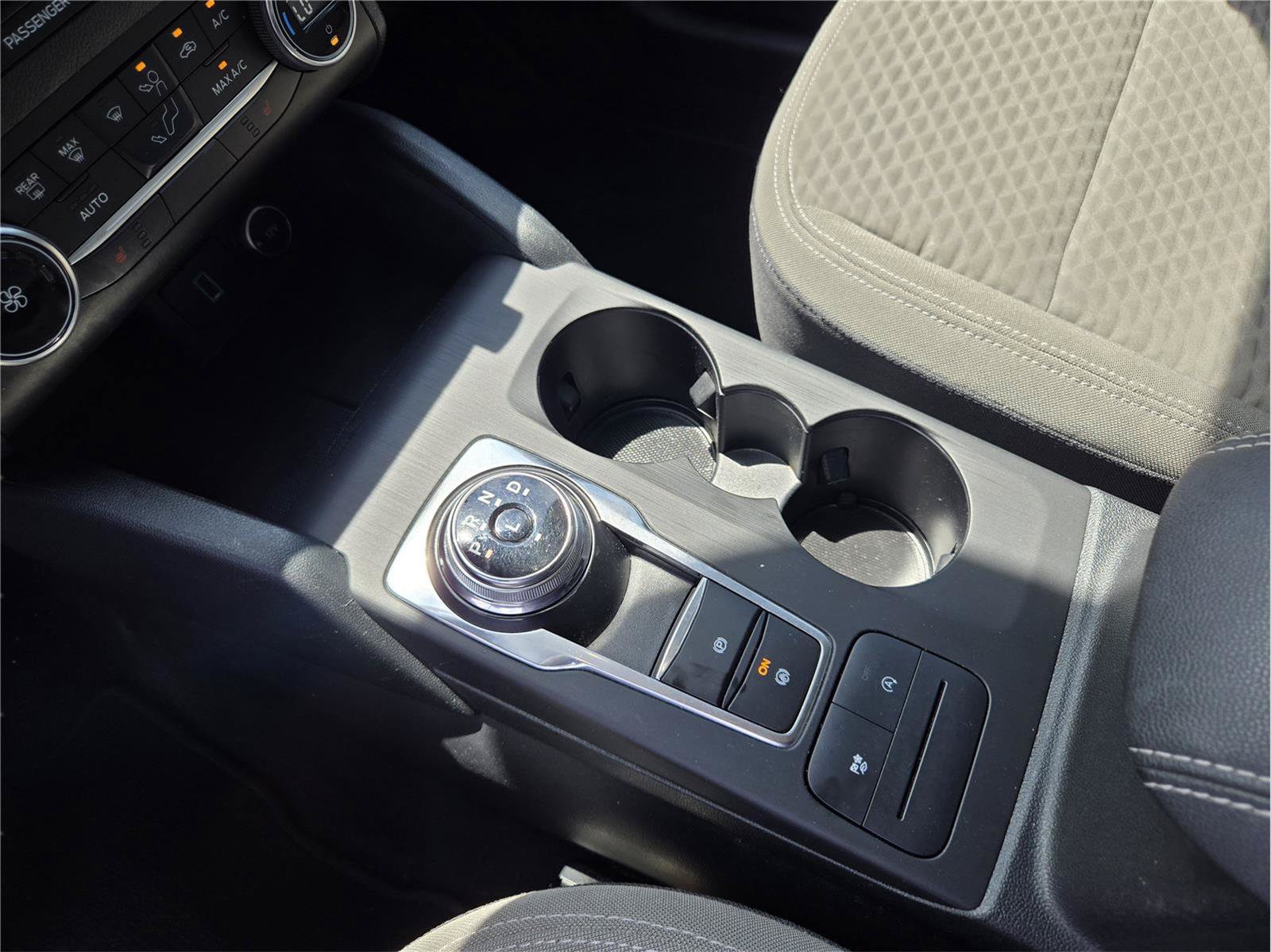 Certified 2020 Ford Escape SE FWD image 18