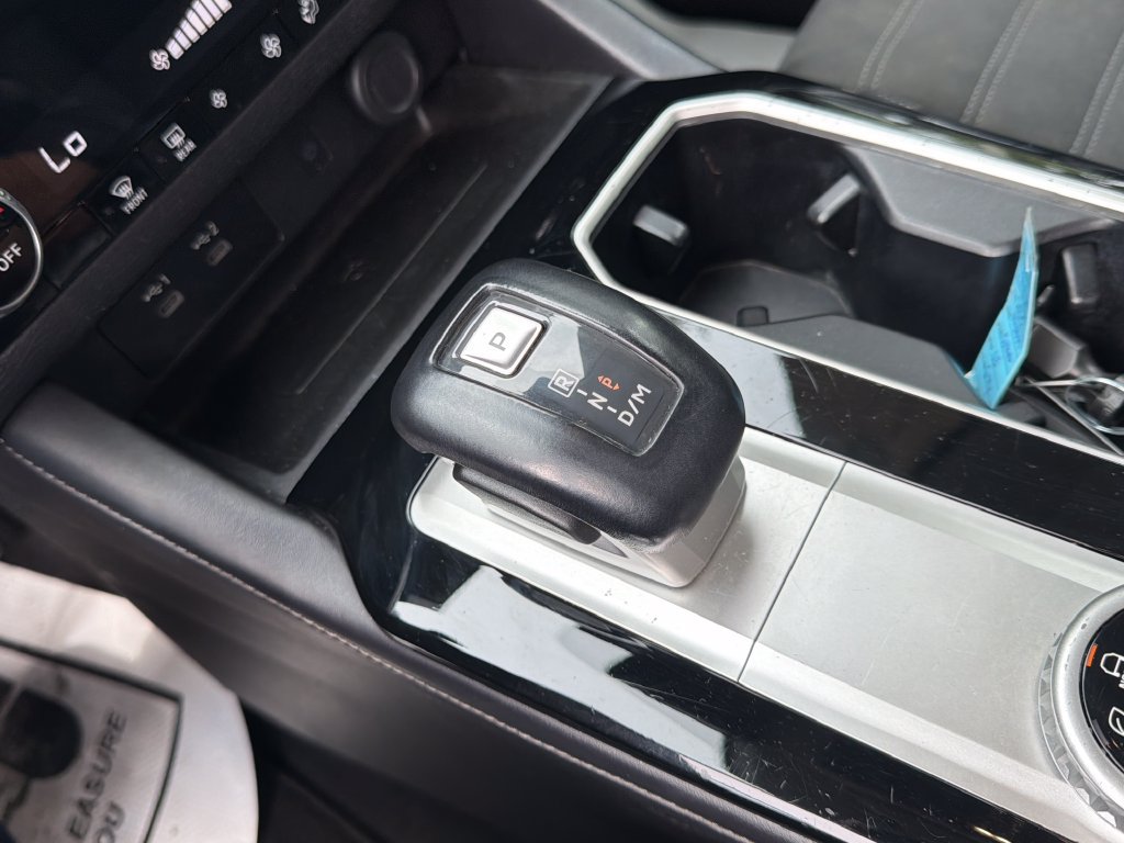 Used 2025 Mitsubishi Outlander SE FWD image 26