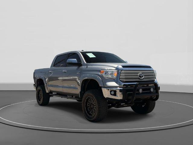 Used 2017 Toyota Tundra Limited w/ Limited Premium Package RWD image 4
