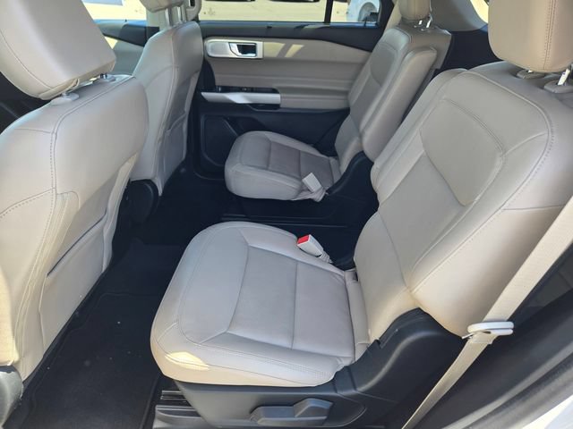 Certified 2022 Ford Explorer Limited w/ Limited Technology Package AWD/4WD image 11
