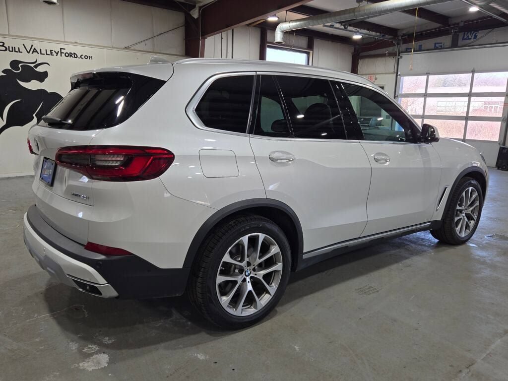 Used 2019 BMW X5 xDrive40i w/ Premium Package AWD/4WD image 16