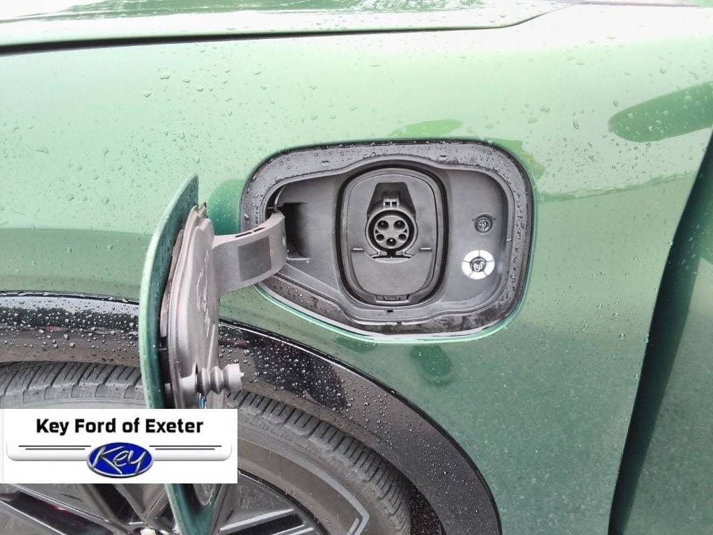 Certified 2025 Ford Mustang Mach-E Premium w/ Sport Appearance Package AWD/4WD image 16