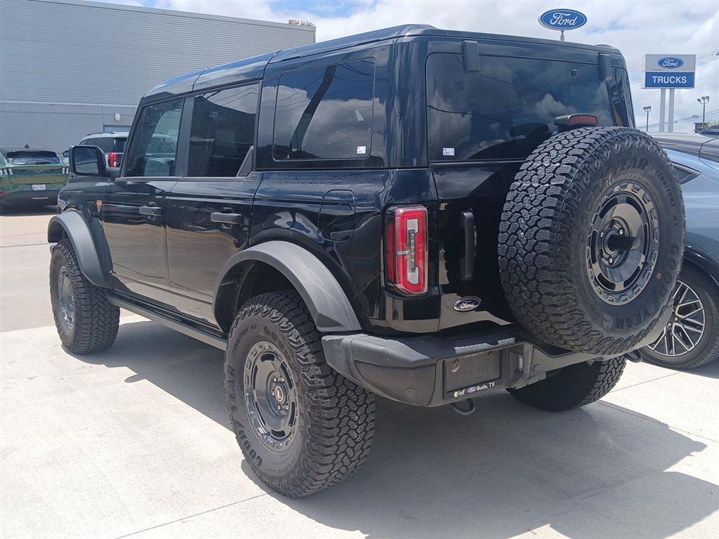 Certified 2025 Ford Bronco Badlands w/ Sasquatch Package AWD/4WD image 7