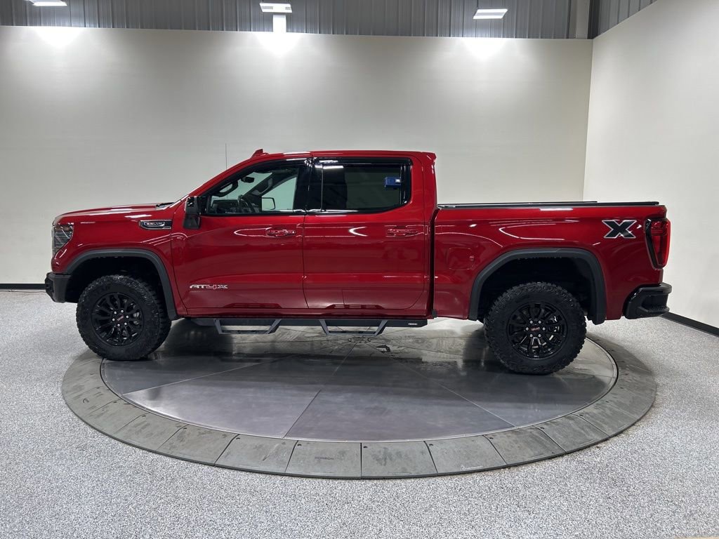 Used 2023 GMC Sierra 1500 AT4X image 2