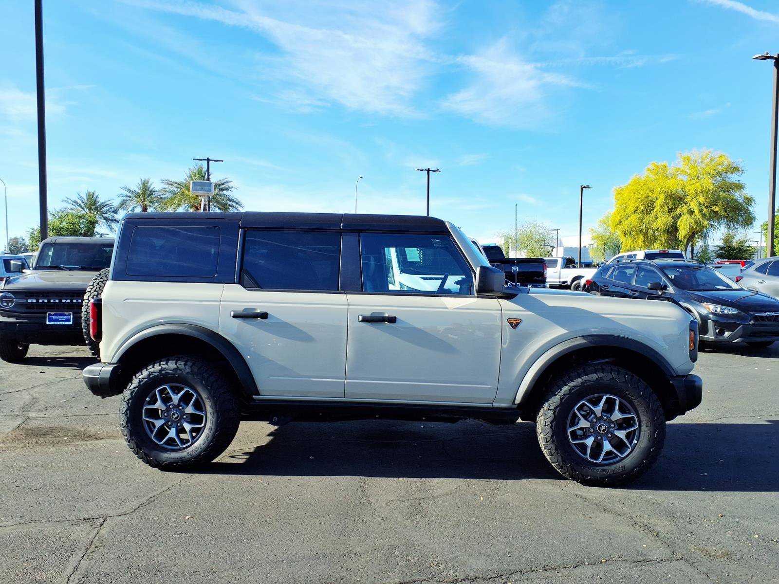 Certified 2025 Ford Bronco Badlands image 7