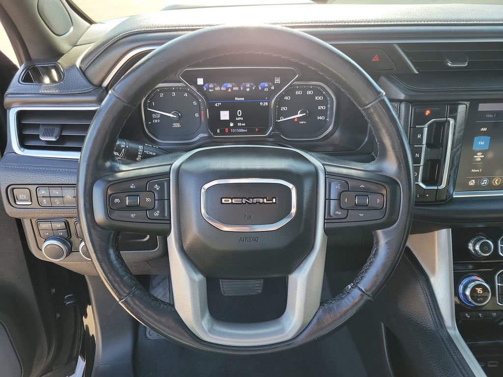 Used 2021 GMC Yukon Denali w/ Denali Premium Package AWD/4WD image 26
