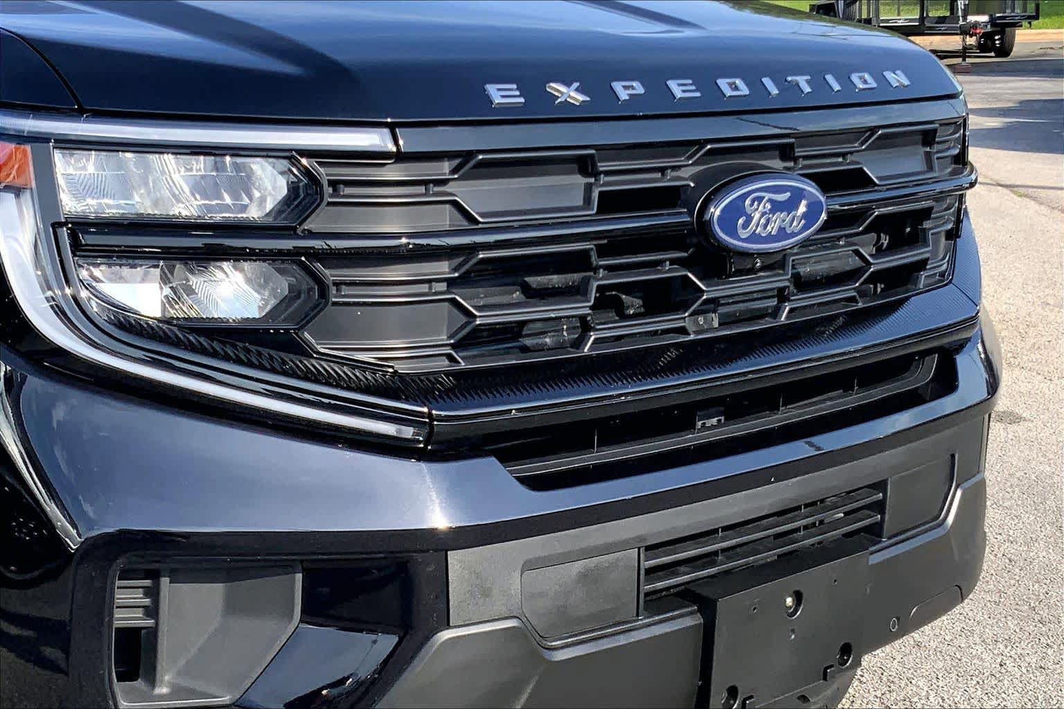 Certified 2025 Ford Expedition Active RWD image 26
