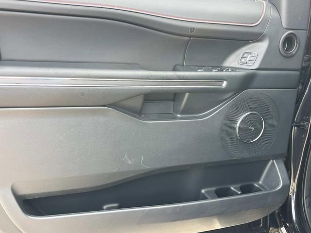 Certified 2023 Ford Expedition Limited image 29