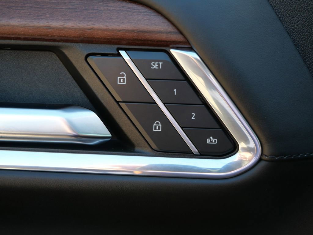 Used 2024 GMC Sierra 2500 Denali Ultimate AWD/4WD image 16