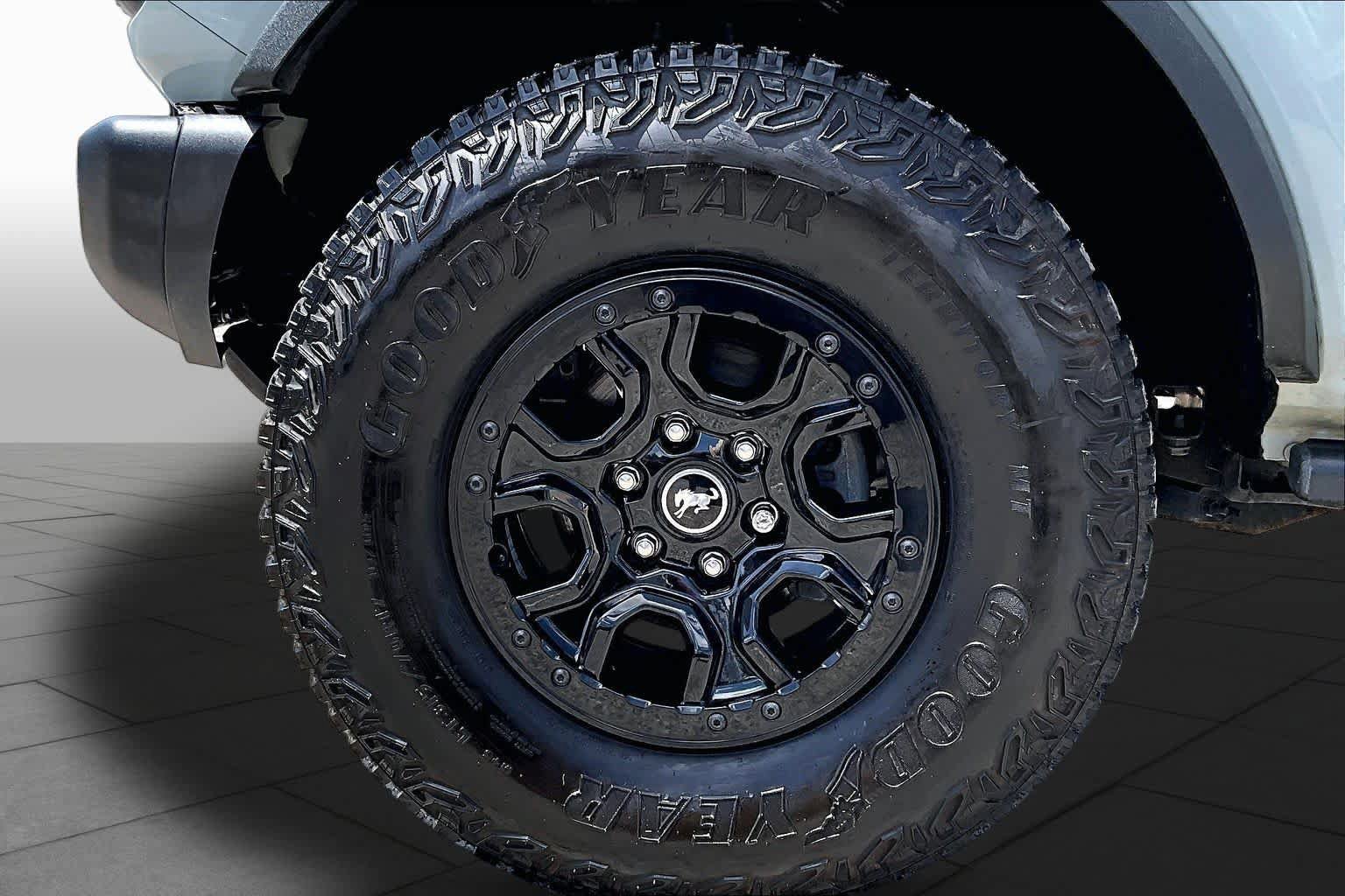 Certified 2023 Ford Bronco Wildtrak AWD/4WD image 11