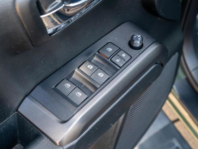 Used 2021 Toyota Tacoma TRD Off-Road w/ Technology Package image 16