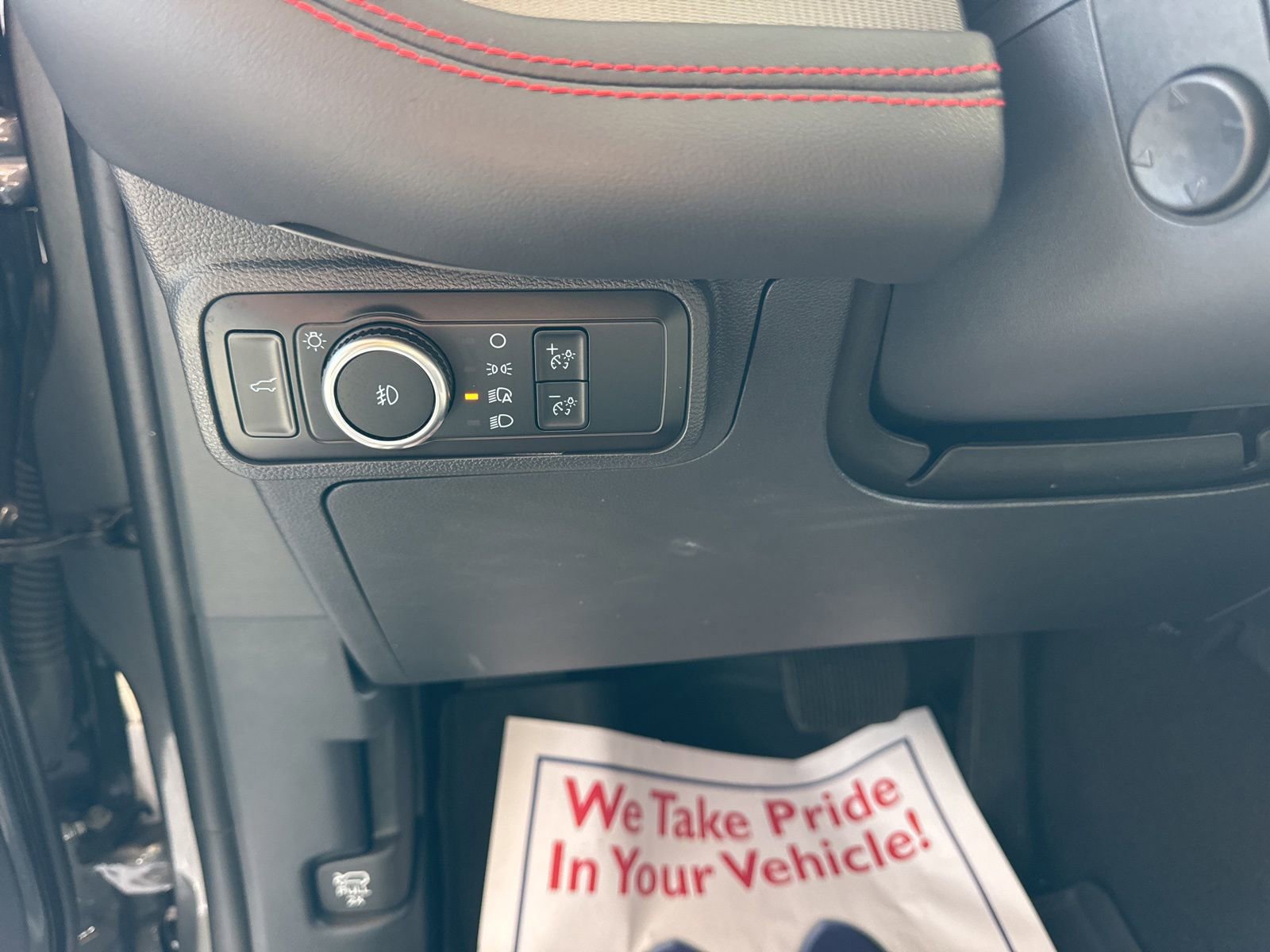 Certified 2025 Ford Explorer ST-Line w/ Premium Package image 29