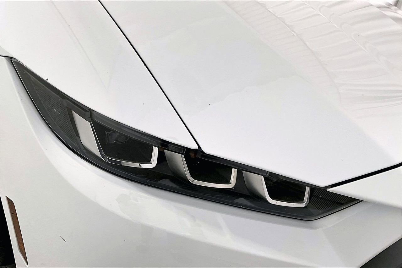 Certified 2025 Ford Mustang Premium image 28