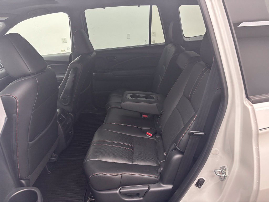 Used 2023 Honda Passport TrailSport image 39