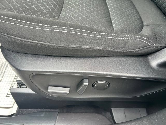 Certified 2023 Ford Escape Active AWD/4WD image 16