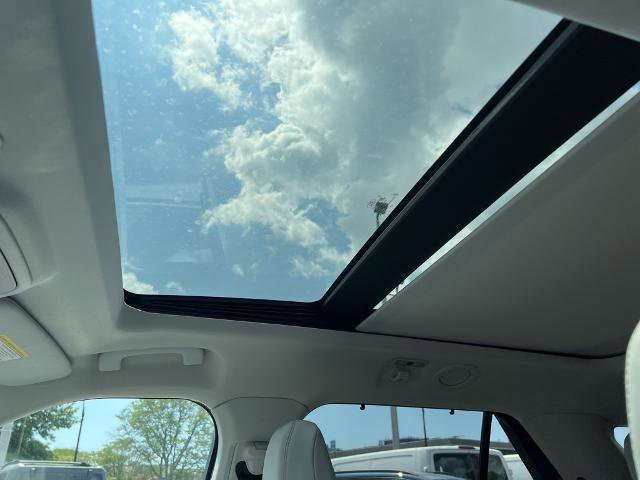 Certified 2025 Ford Explorer Platinum w/ Ultimate Package image 29