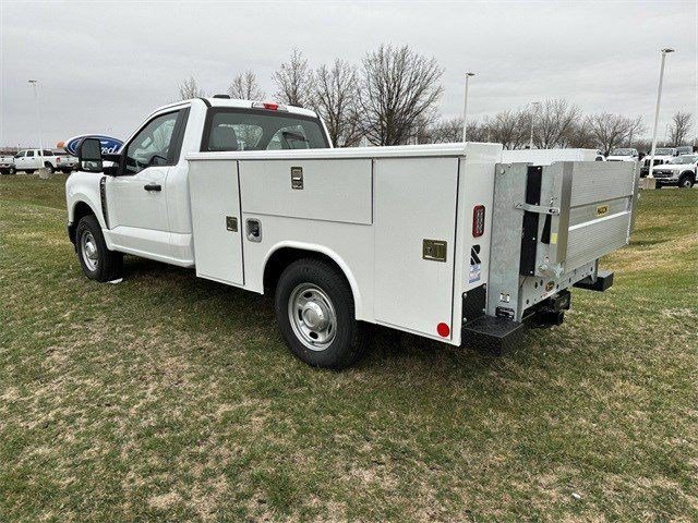 Certified 2023 Ford F250 XL RWD image 2