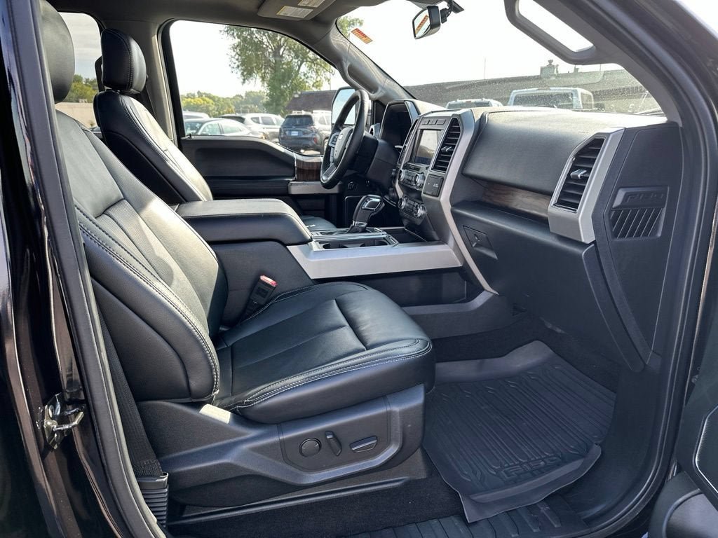 Certified 2019 Ford F150 Lariat w/ Equipment Group 502A Luxury AWD/4WD image 12