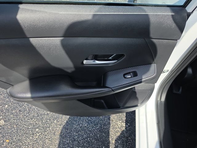 Used 2023 Nissan Sentra SV w/ All-Weather Package FWD image 12
