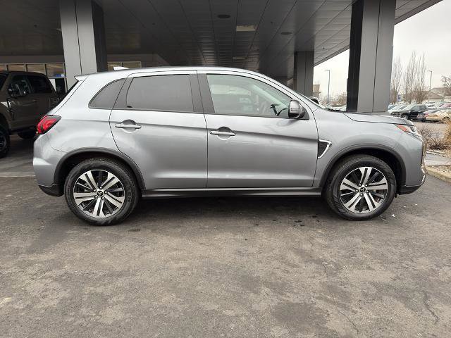 Used 2025 Mitsubishi Outlander Sport AWD image 2