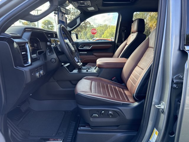 Used 2025 GMC Sierra 1500 Denali Ultimate AWD/4WD image 16