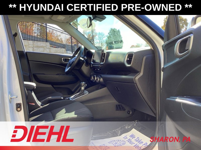 Certified 2024 Hyundai Venue SEL FWD image 12