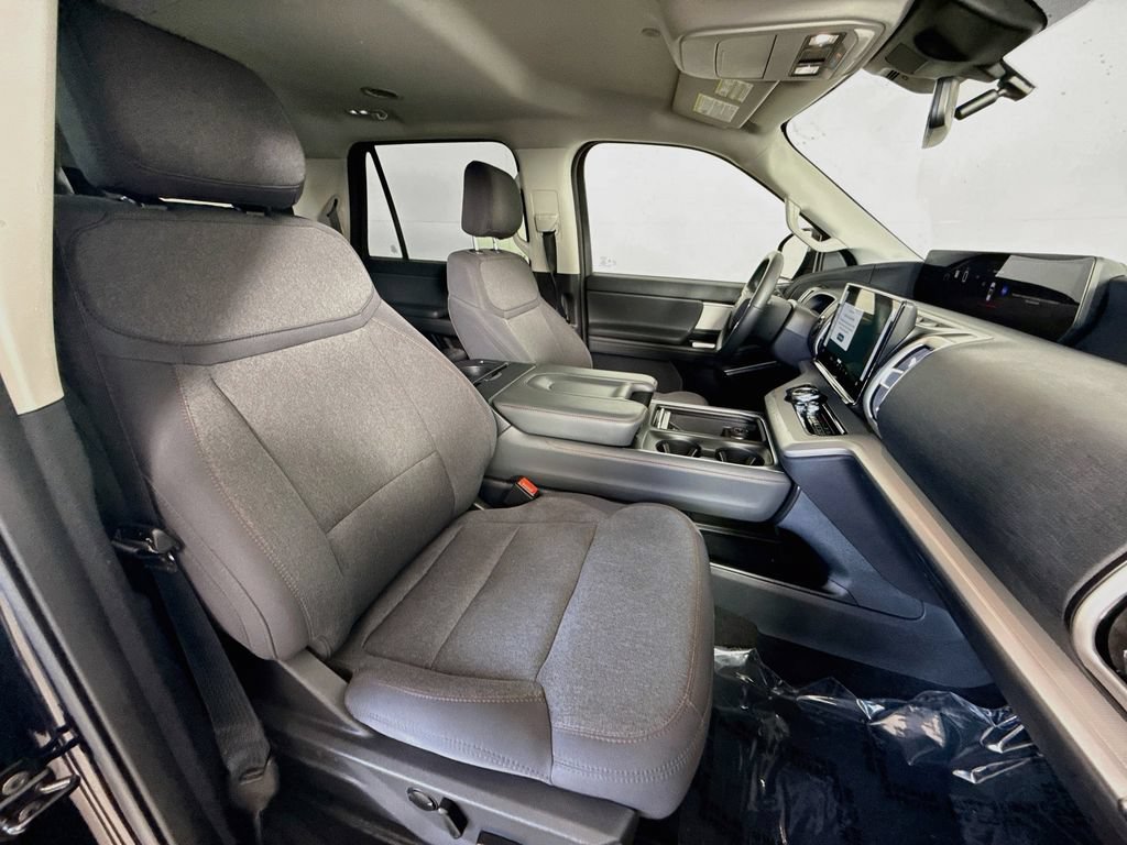 Certified 2025 Ford Expedition Max Active AWD/4WD image 28