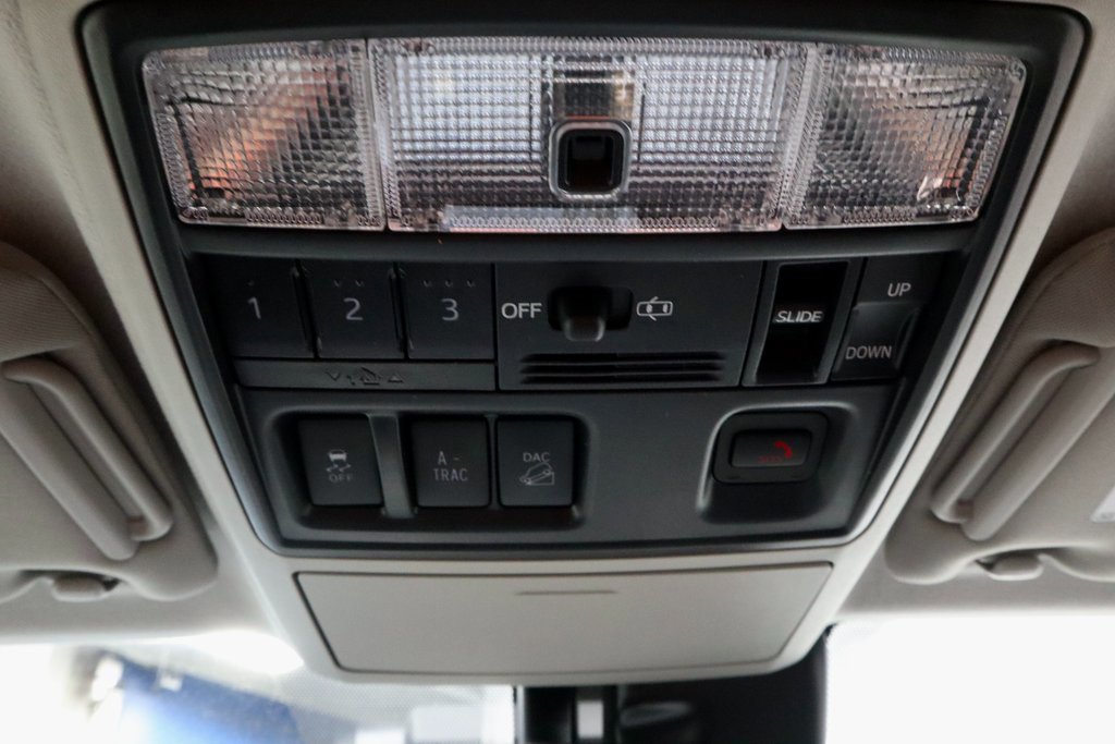 Used 2023 Toyota 4Runner Limited image 32