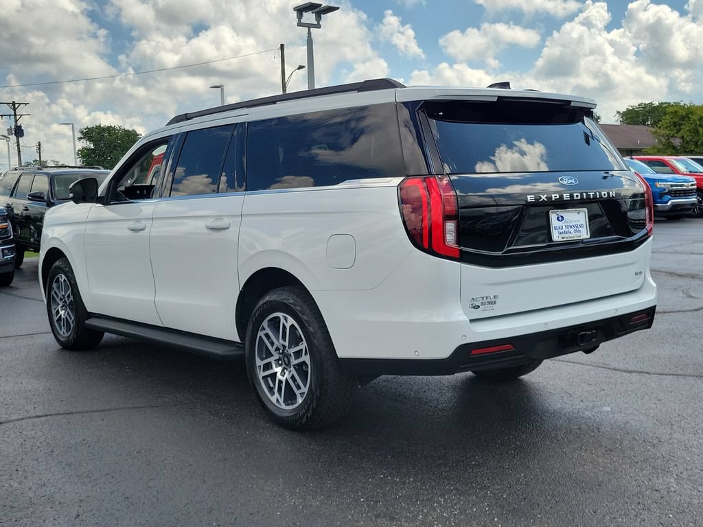 Certified 2025 Ford Expedition Max Active AWD/4WD image 6
