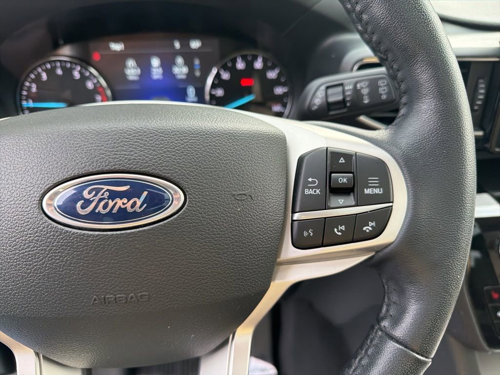 Certified 2022 Ford Explorer Limited w/ Equipment Group 301A image 27