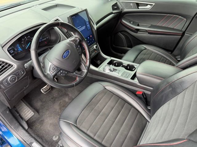 Certified 2022 Ford Edge ST-Line AWD/4WD image 11
