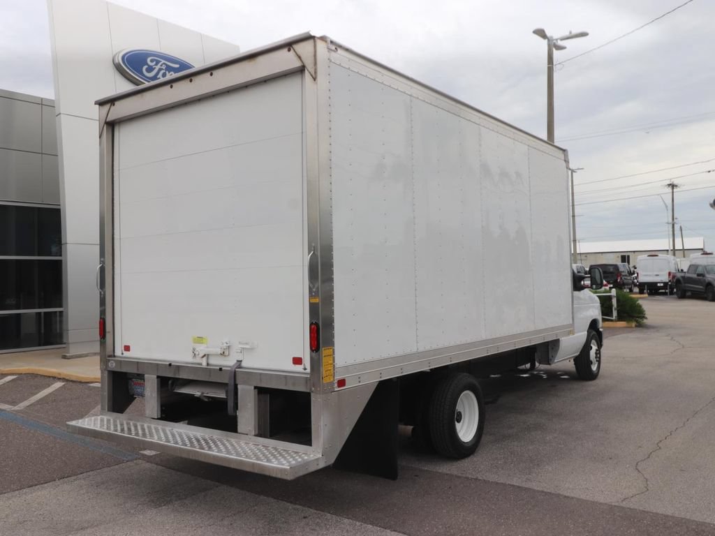 Certified 2024 Ford E-350 and Econoline 350 Super Duty w/ Power Windows & Locks Group RWD image 15