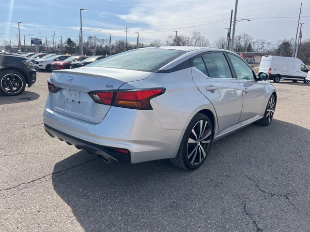 Used 2019 Nissan Altima 2.5 SR image 2