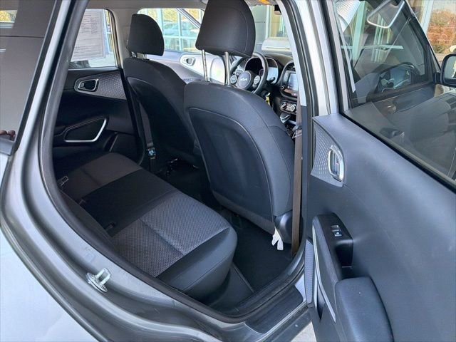 Used 2023 Kia Soul LX FWD image 15