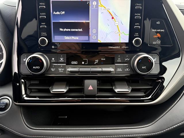 Used 2020 Toyota Highlander XLE image 31